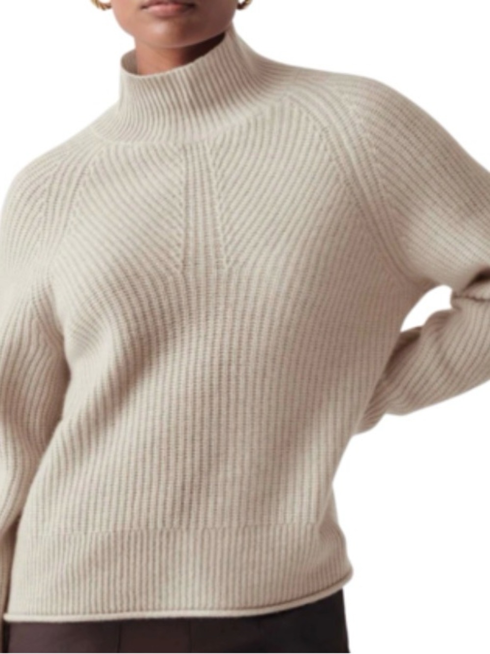 White & Warren cashmere standneck pullover oatmeal color, costal med weight sz M